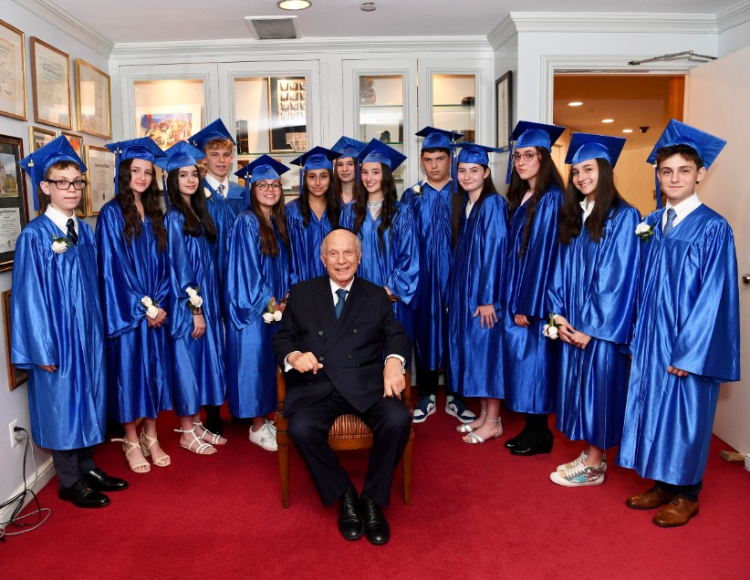 Rabbi Arthur Schneier and the RASPEDS class of 2022